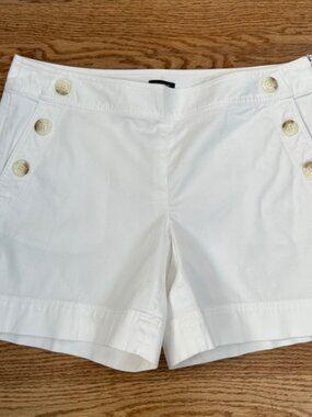 Signature White Button Detail Sailor Short Coastal Preppy